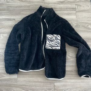Zip up Sherpa